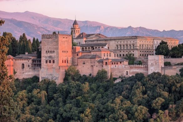 Alhambra - SillySuitcase