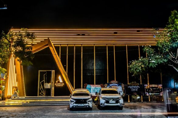 Ambyar Superclub Basra Surabaya - SillySuitcase