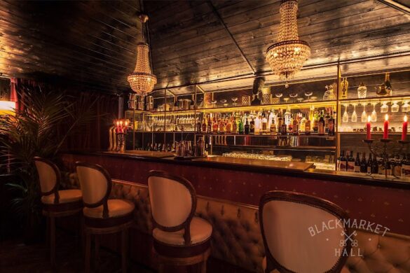 Blackmarket Hall Rione Monti - SillySuitcase