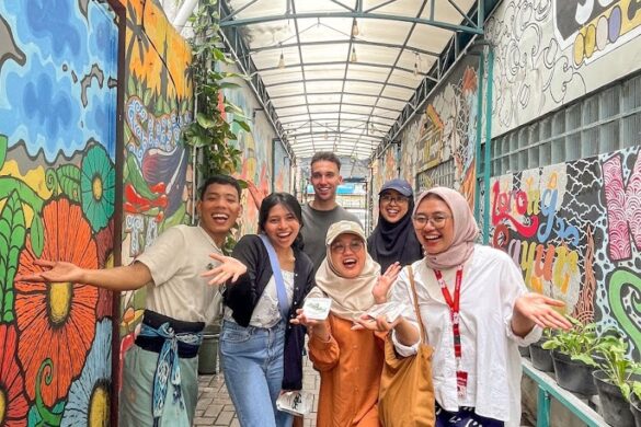 Free Walking Tour Yogyakarta By Lokalklub - SillySuitcase
