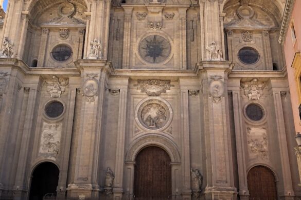 Granada Magic Tour - SillySuitcase