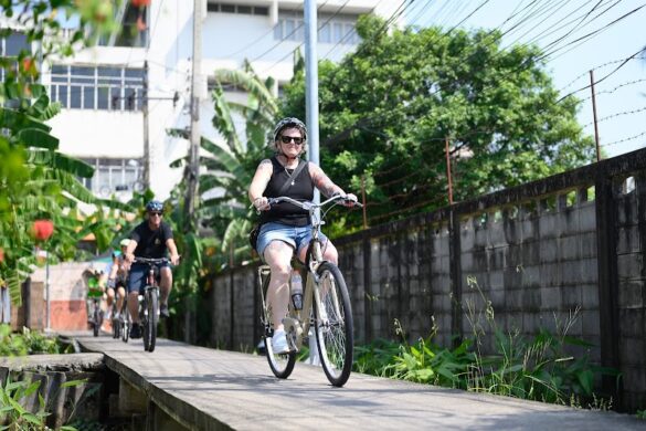 Jamming Thailand Bangkok Bike E Scooter Walking Tours - SillySuitcase