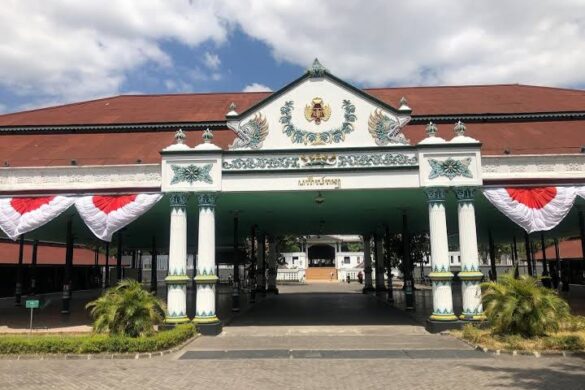 Keraton Ngayogyakarta Hadiningrat - SillySuitcase