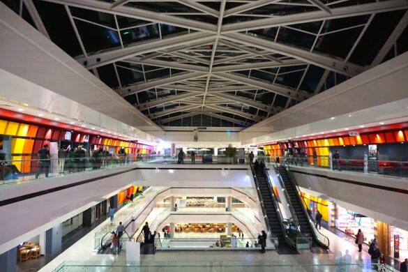Kourosh Mall - SillySuitcase