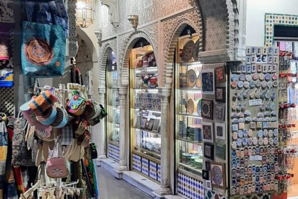 La Alcaicer A - SillySuitcase