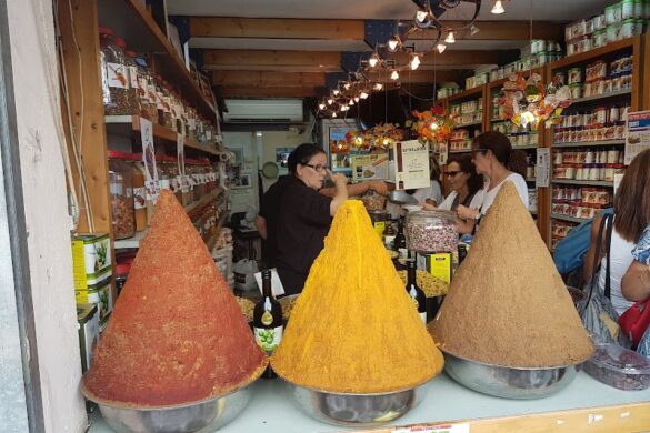 Levinski Market - SillySuitcase