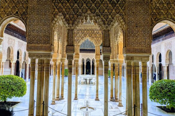 Nasrid Palaces - SillySuitcase