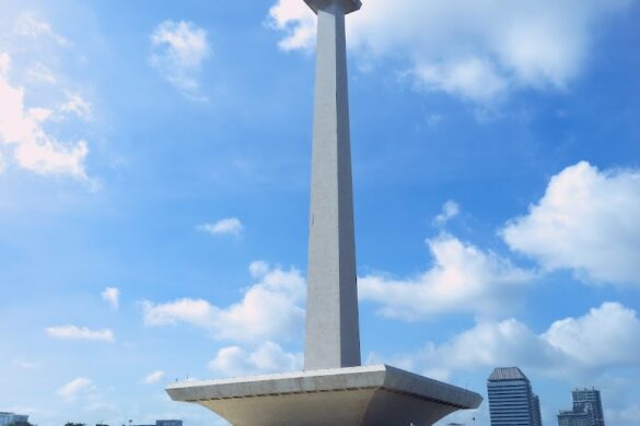 National Monument - SillySuitcase