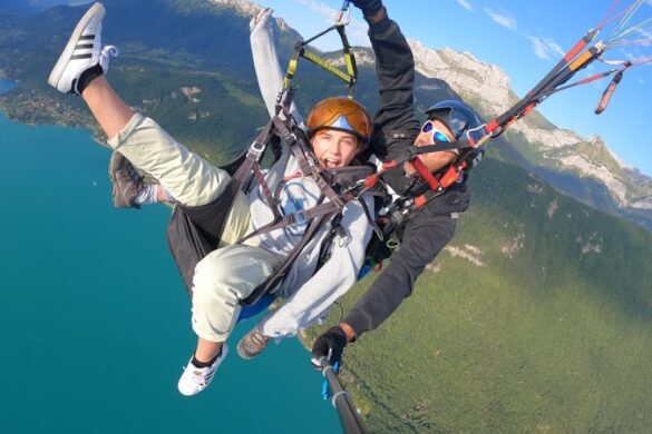 Parapente Adventure Granada Paragliding - SillySuitcase