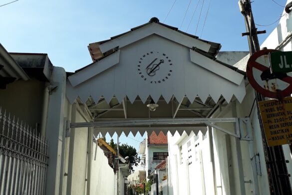 Rumah Wafat Wage Rudolf Supratman - SillySuitcase