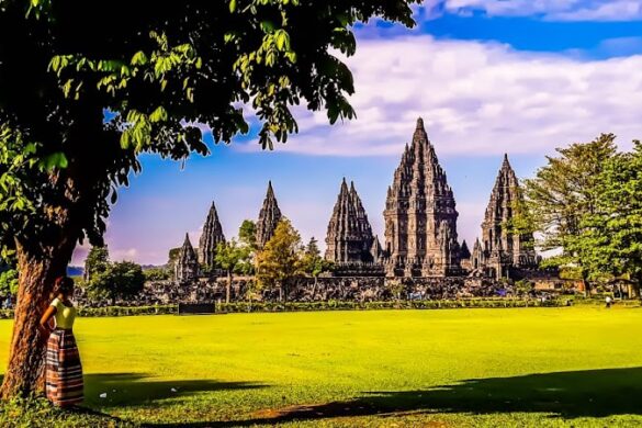 Sebastian Yogyakarta Tours - SillySuitcase