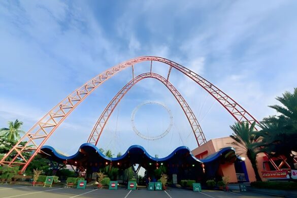 Taman Impian Jaya Ancol - SillySuitcase