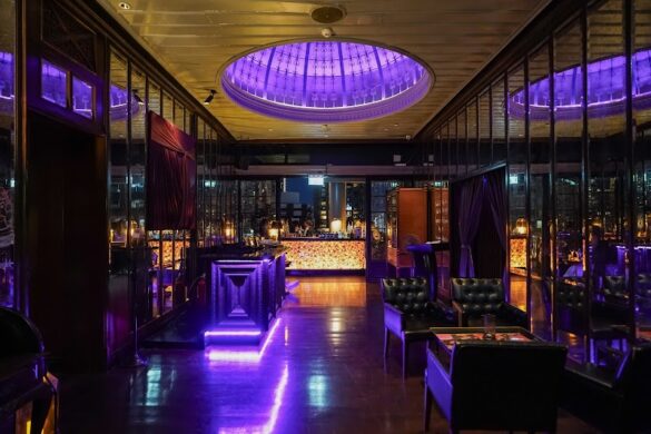 The Speakeasy Rooftop Bar Bangkok - SillySuitcase