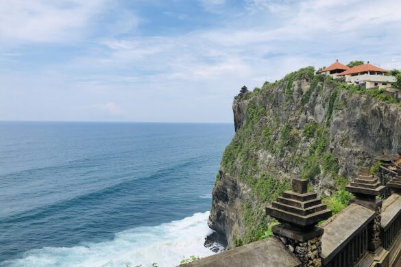Uluwatu Temple - SillySuitcase