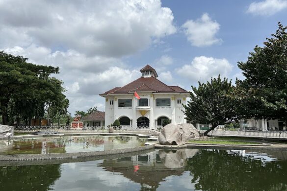Walkindies Travel Jakarta - SillySuitcase