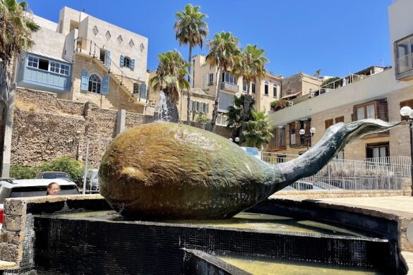 Whale Fountain - SillySuitcase