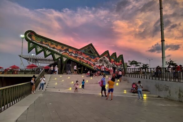 Tmpvdlqsxut - SillySuitcase